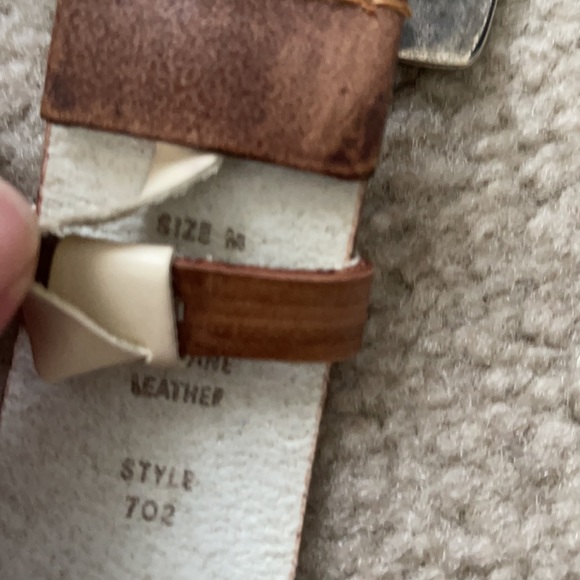 Vintage Garuglieri Leather Belt with Bird Enbossed Buckle - Picture 6 of 9